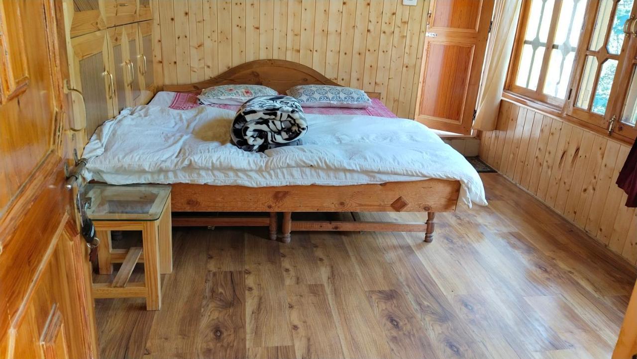 Kasol Wooden Cottage Exterior photo