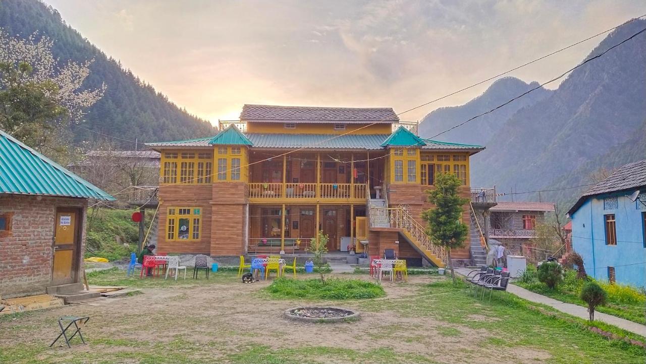 Kasol Wooden Cottage Exterior photo