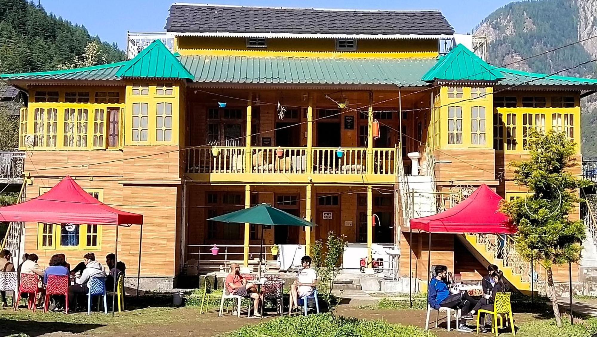 Kasol Wooden Cottage Exterior photo