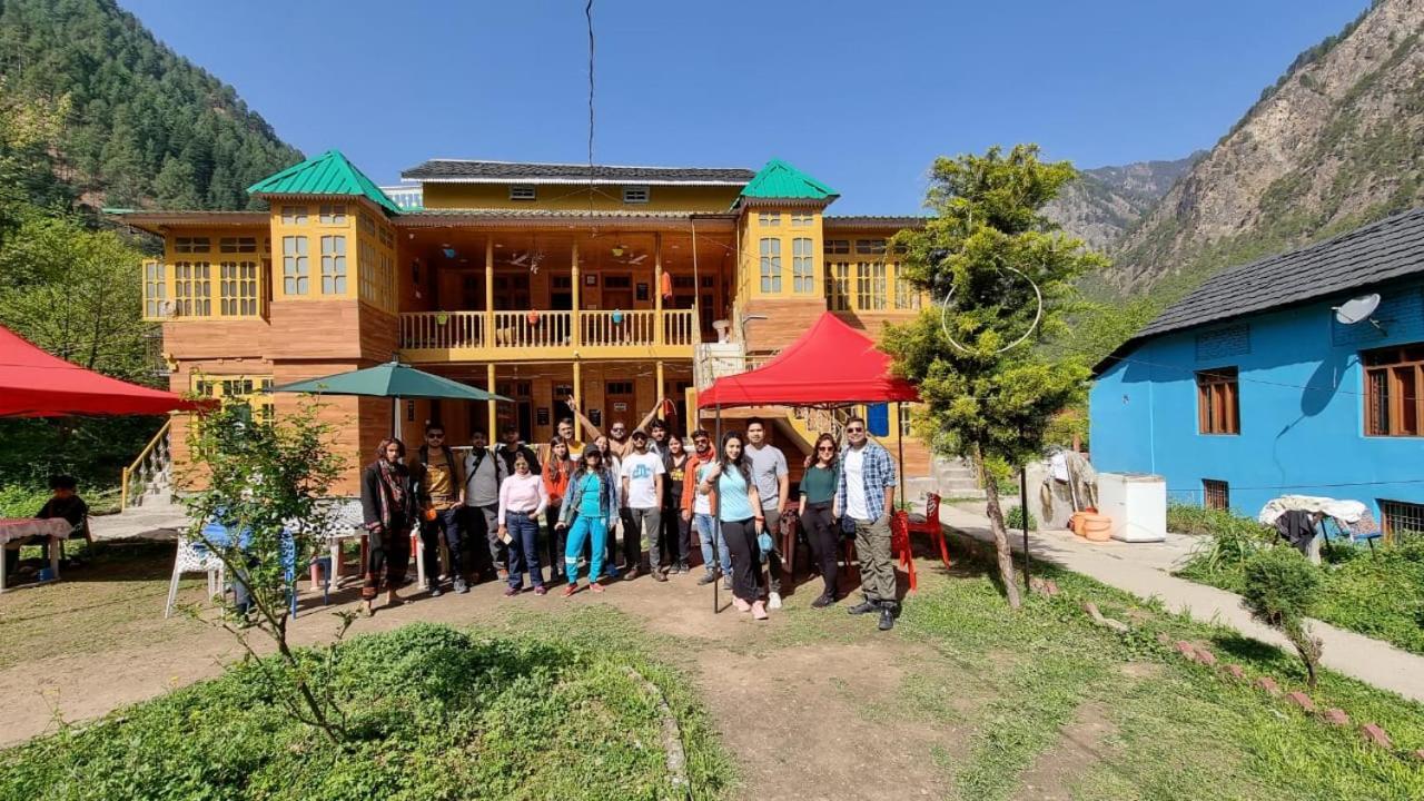 Kasol Wooden Cottage Exterior photo