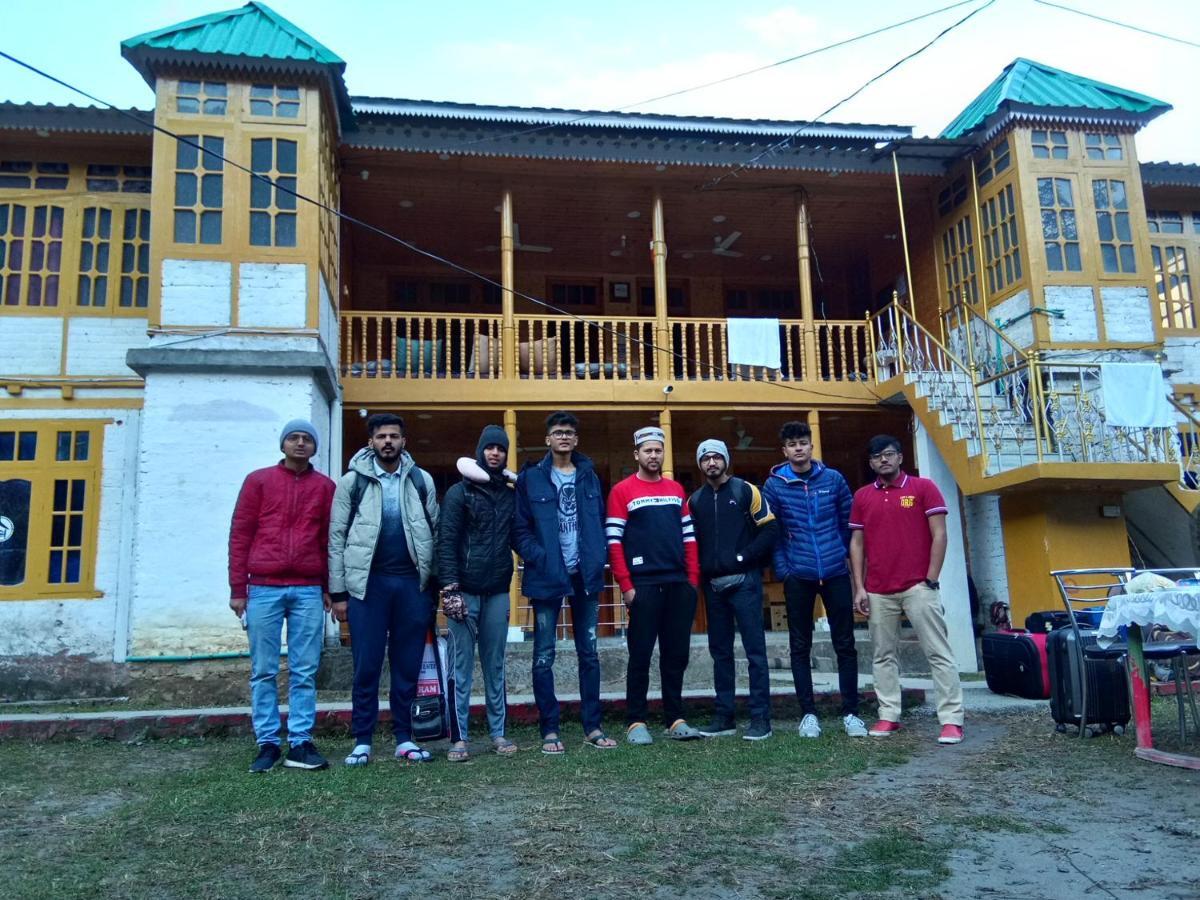 Kasol Wooden Cottage Exterior photo