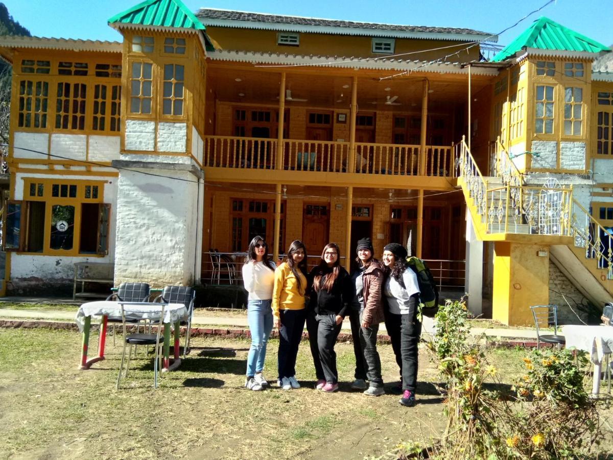 Kasol Wooden Cottage Exterior photo
