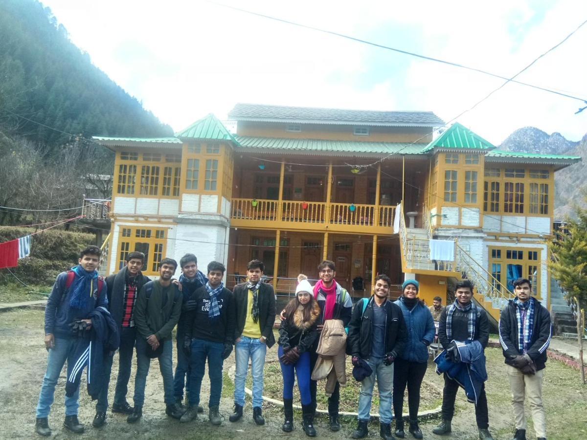 Kasol Wooden Cottage Exterior photo